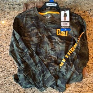 NWT Caterpillar Boys Camo Pant Set